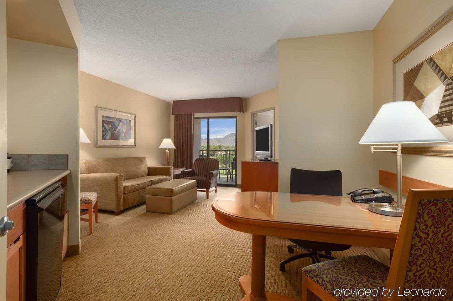 Embassy Suites By Hilton Phoenix Scottsdale Habitación foto
